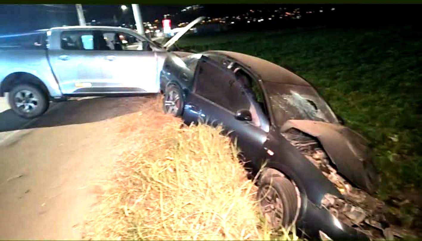 Accidente de tránsito en Camaná deja dos heridos. Foto: Chisme noticias Camaná/Mejorada con IA.