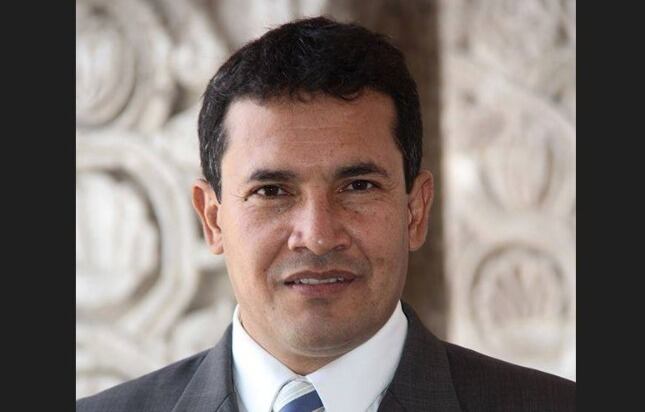 Nuevo decano del Colegio de Abogados de Arequipa fue elegido ayer. (Foto: Difusión)