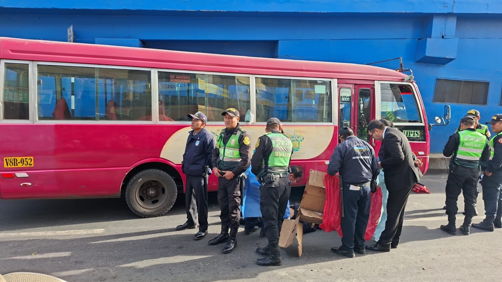 Accidente en plataforma comercial Andrés Avelino Cáceres de Arequipa. Foto: Pedro Torres/GEC.