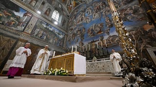 Papa León XIV celebra primera misa con cardenales: “Me habéis llamado para llevar una cruz”