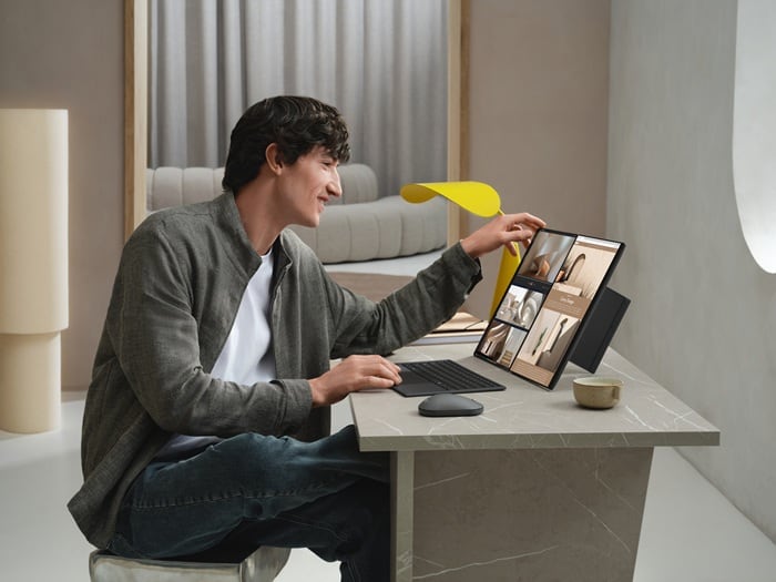 La compañía ASUS y su división Republic of Gamers (ROG) anunciaron la llegada al mercado peruano de sus nuevas laptops de doble pantalla. Los equipos incorporan pantallas OLED, teclados desmontables y configuraciones orientadas a la productividad, creación de contenidos y gaming.