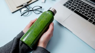 Mala higiene en botellas reutilizables puede causar problemas gastrointestinales