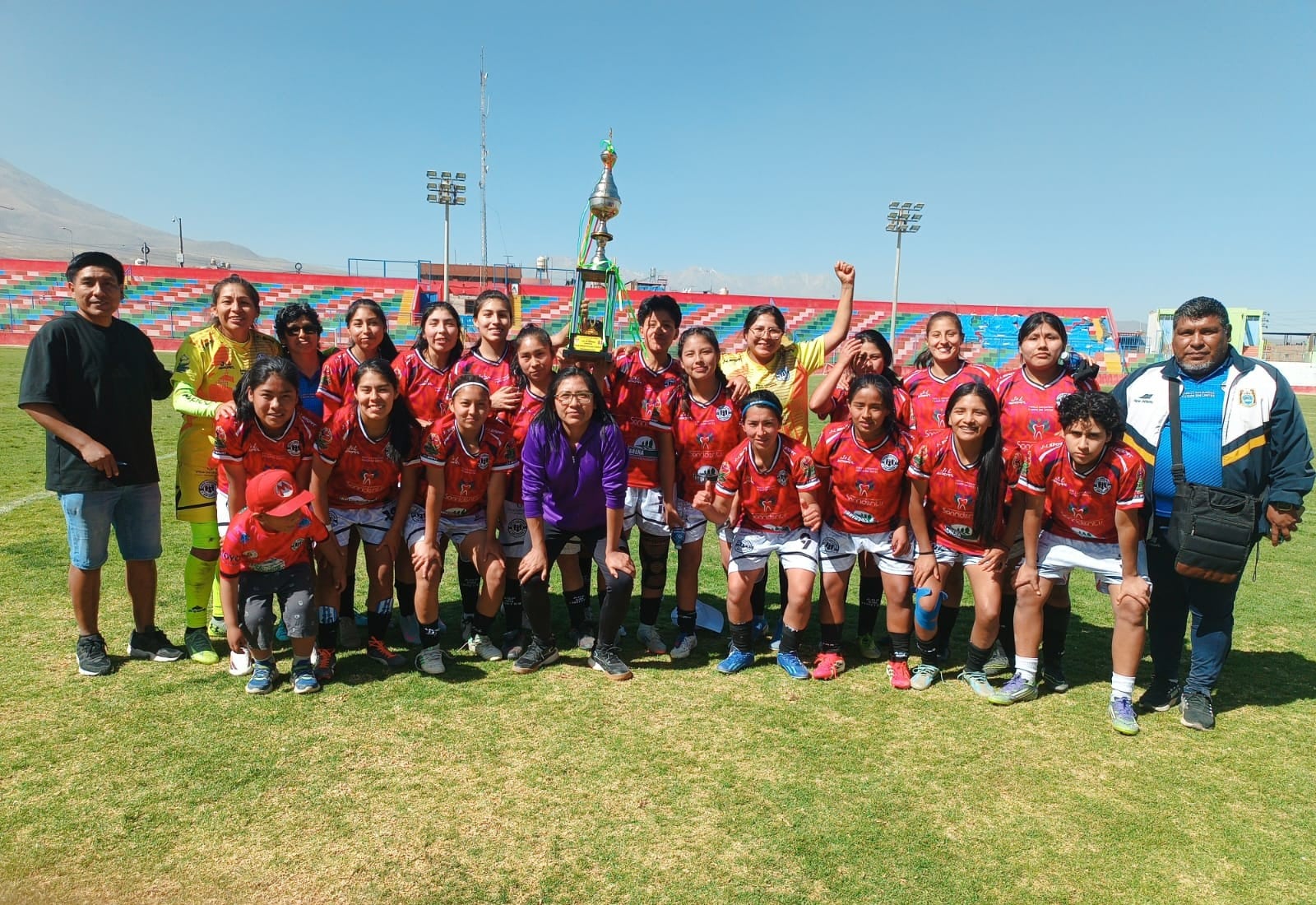 AQP Sin Límites quedó como subcampeón en la Liga de Ascenso Femenino (Foto: Vicente Medina)