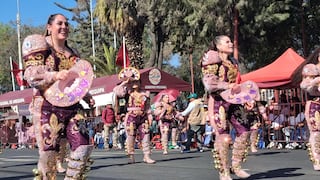 Así se vive el Pasacalle de Luces de Candelaria 2026 en el Cercado de Arequipa (FOTOS y VIDEO)