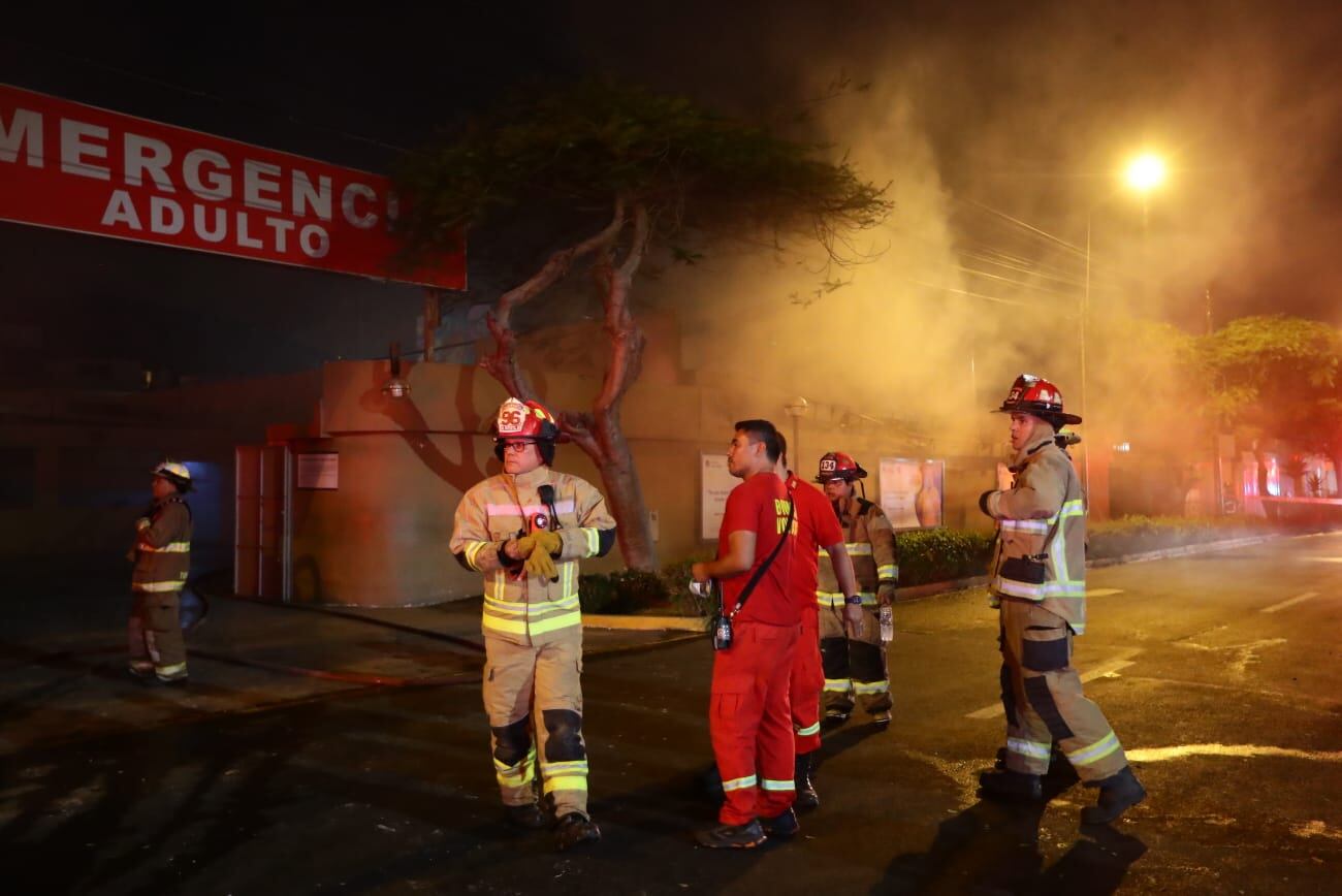 Incendio en clínica San Pablo FOTO: Jesús Saucedo@photo.gec