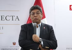 Elmer Cuba anuncia revisión de normas fiscales y promete mantener la solvencia económica del país