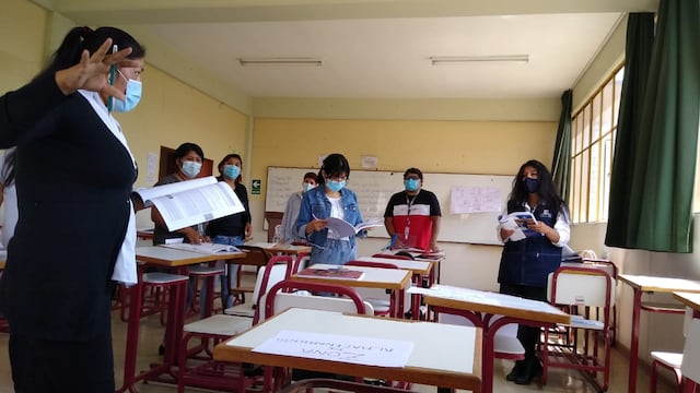ODPE Tacna capacita a 197 coordinadores de locales votación