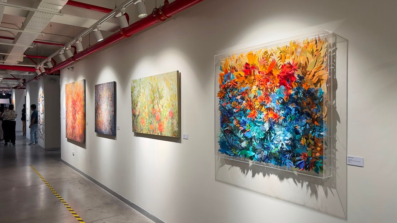 La propuesta invita a reflexionar sobre la relación entre el ser humano y el mundo vegetal a través de obras de arte contemporáneo y una selección de plantas vivas. El ingreso es libre.