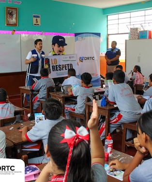 Escolares de Ica fortalecen su cultura vial con capacitaciones en seguridad vial 2026