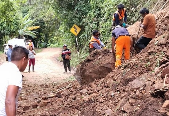 Huaicos interrumpen vías entre San Ramón y Jauja/Foto César Espinoza
