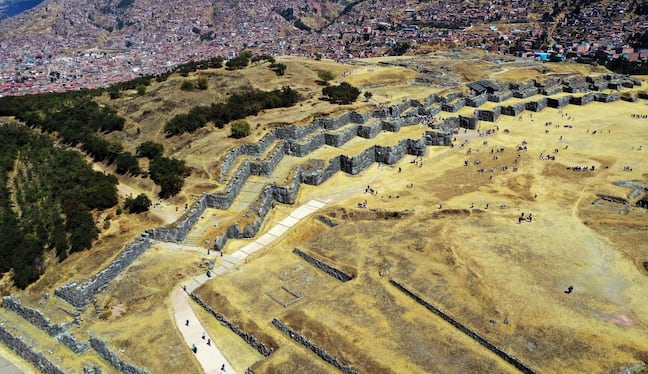 Las intensas precipitaciones pluviales causan estragos en distintos puntos. Las autoridades incluso evalúan cerrar acceso a Choquequirao debido a riesgos de derrumbe.