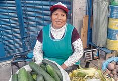 Trabajadora arequipeña, Reina Calcina, lucha por su hija para recibir pensión