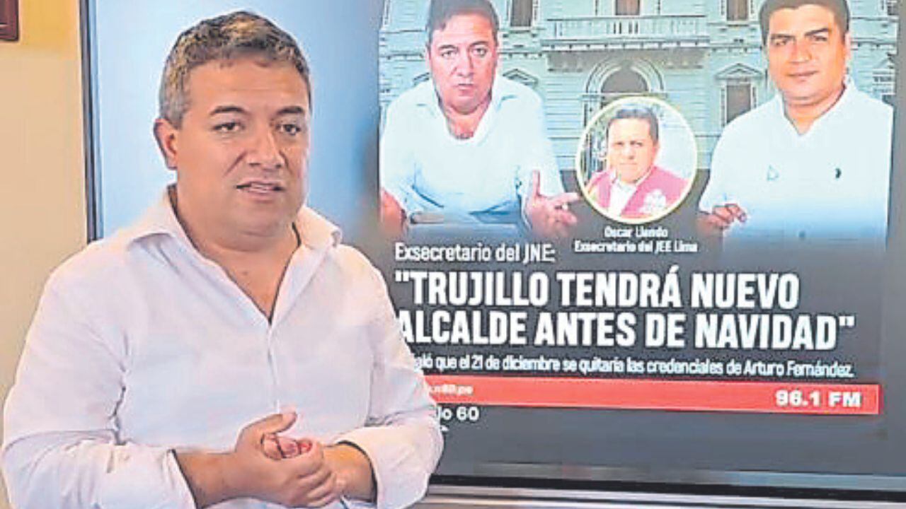 Óscar Liendo aseguró que autoridad pone en riesgo su integridad y la de su familia.