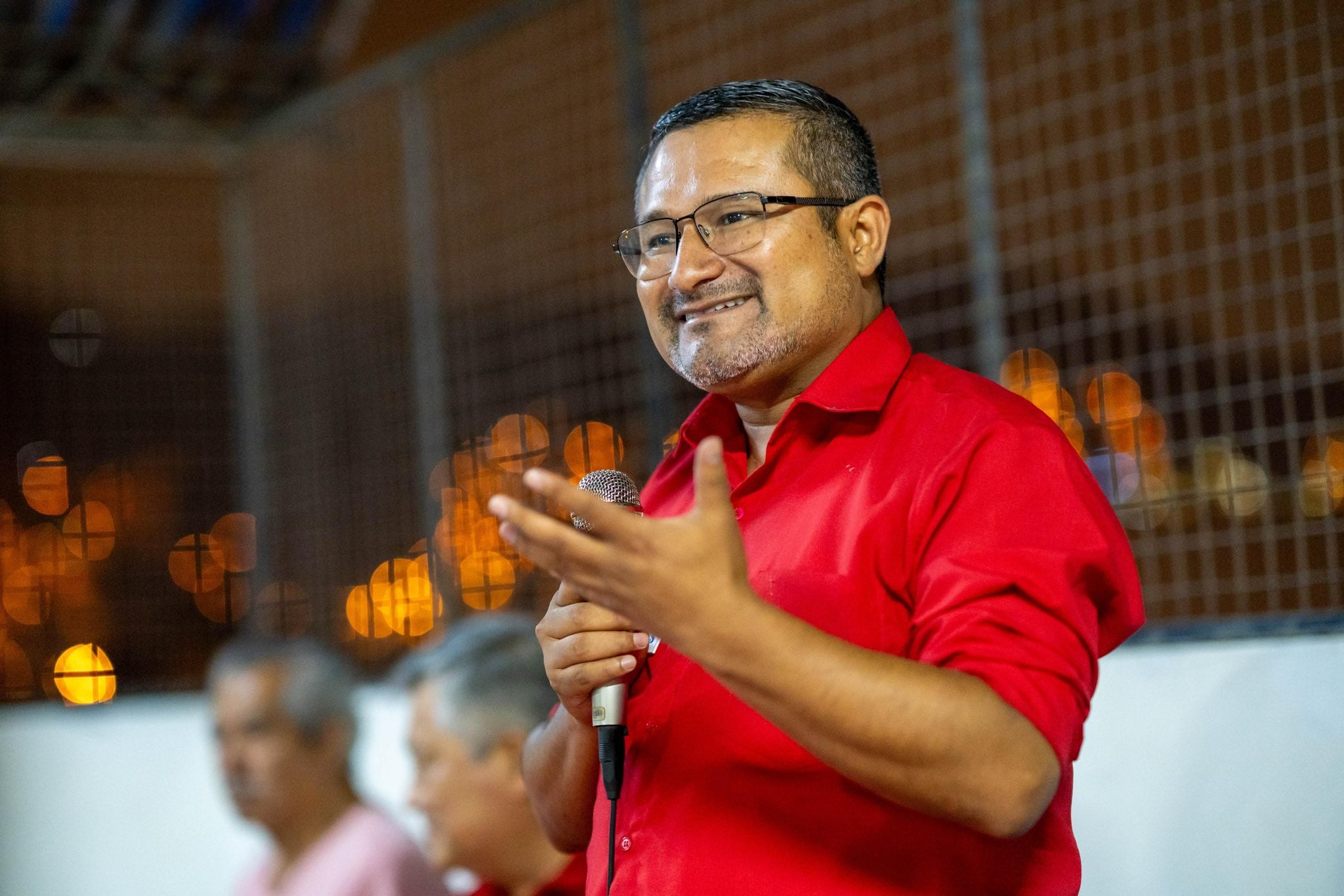 Ronald Atencio, es abogado y candidato por la Alianza Venceremos. (Foto: Facebook Atencio)