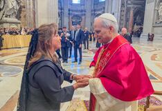 Dina Boluarte invita al papa León XIV a visitar el Perú: “Llevé el amor y la fe de millones de peruanos”