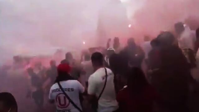 Hinchas de Universitario de Deportes causan disturbios y se aglomeran afuera del Estadio Nacional 