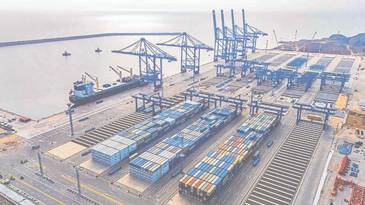 El representante de la Asociación de Mercados de La Libertad, Fernando Reyes Cueva, destaca impacto positivo. Afirmó que los funcionarios peruanos tendrían que estar al nivel de los funcionarios chinos.