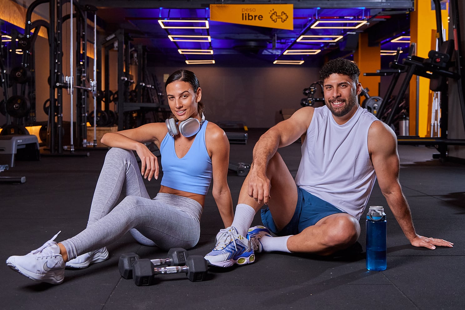 El entrenamiento complementario en gimnasio ayuda a desarrollar fuerza, estabilidad y recuperación, factores clave para enfrentar carreras de larga distancia.