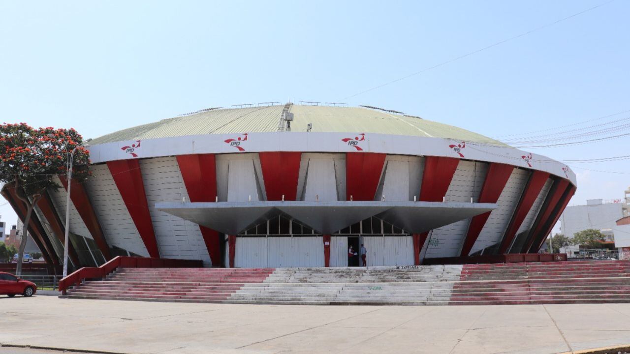 Verónica Escobal, consejera regional por la provincial de Trujillo, presentó pedido ante crítica situación de escenarios deportivos de la región. Aseguró que, actualmente, están en situación de abandono.