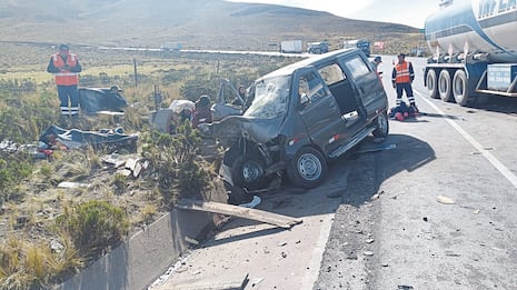 Tragedia en el Día de la Madre: Combi se estrella con camión en vía Arequipa - Puno