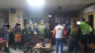Municipalidad Provincial de Tacna incauta 300 cajas de cerveza de bar clandestino que atendía a puerta cerrada