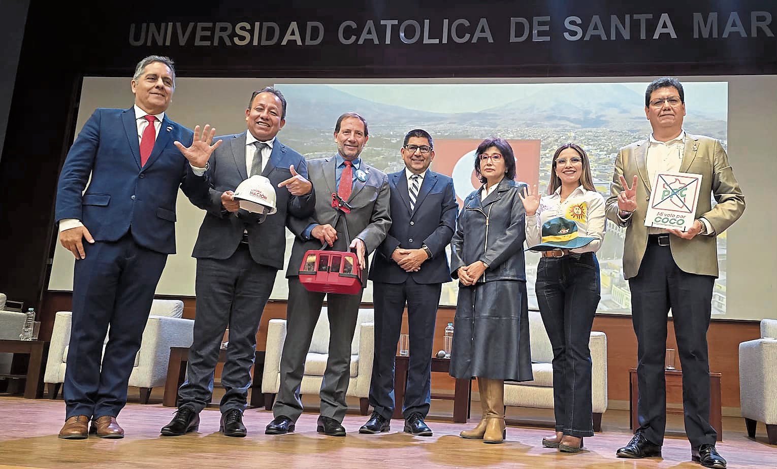 Candidatos por Arequipa presentaron sus propuestas. (Foto: Omar Cruz/@photo.gec)