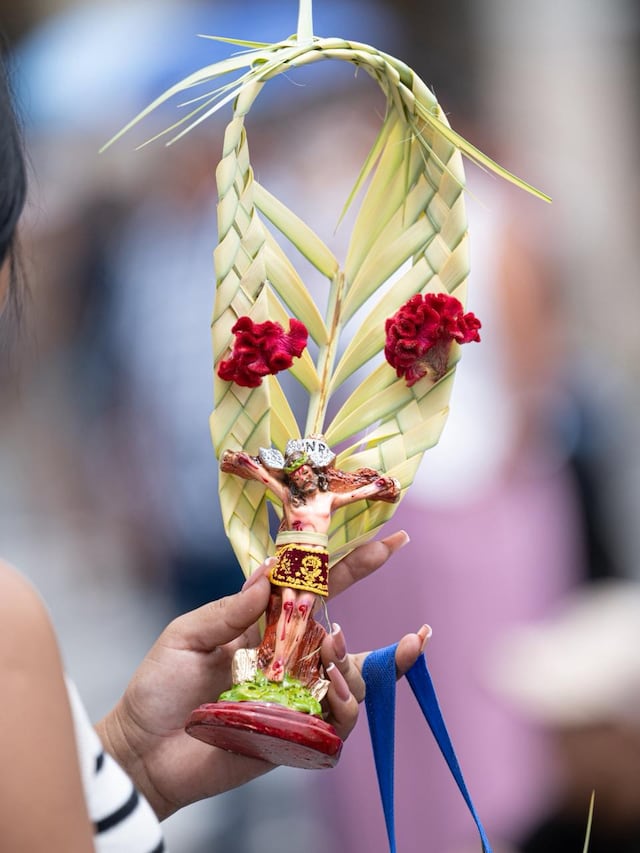 Domingo de Ramos: fieles y el Cristo Cholo recorren la Catedral y Plaza de Armas de Lima. (Fotos: Paloma del Solar/GEC)