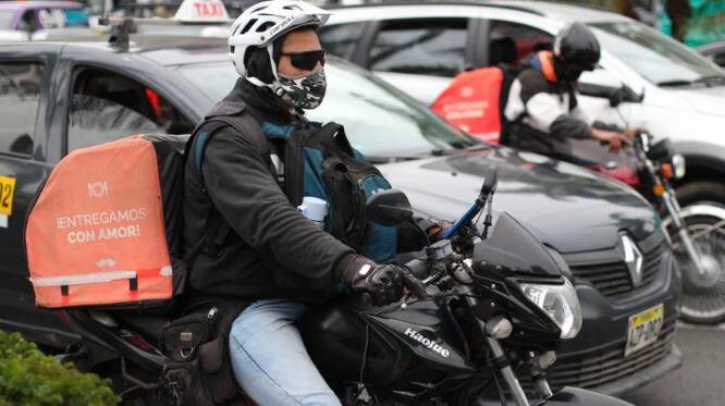 Publicada en El Peruano, la medida busca frenar la delincuencia y establece una multa de 1 UIT (S/ 5,150) y el internamiento del vehículo para quienes infrinjan la norma.