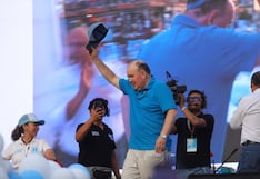 Rafael López Aliaga cierra campaña con mitin en Gamarra (GALERÍA)