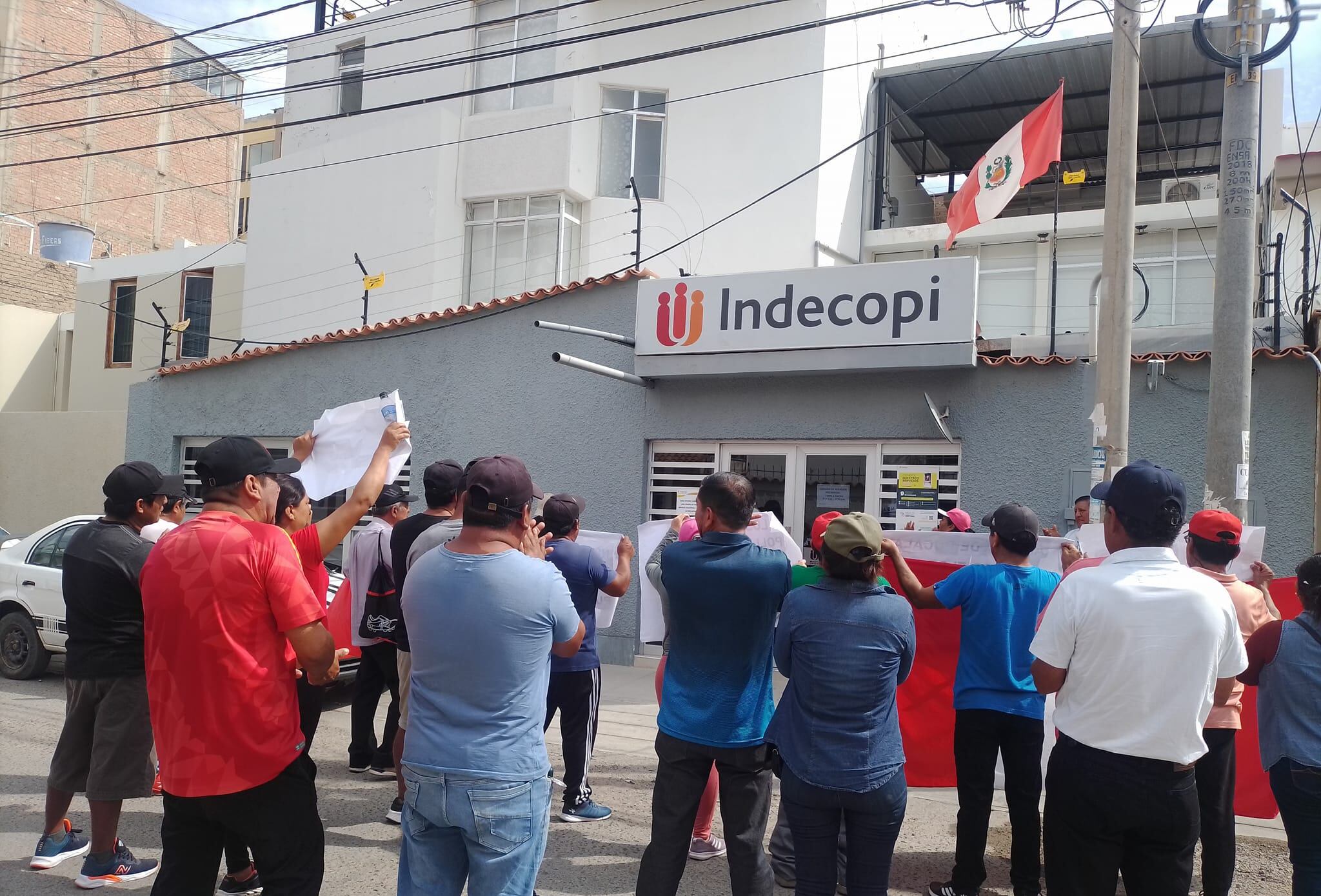 Malestar por falta de soluciones en azucarera Pucalá. 24 quincenas atrasadas es parte de las demandas de los empleados.