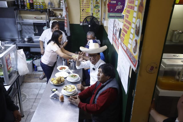 Roberto Sánchez en San Juan de Miraflores (Fotos: Jesús Saucedo/GEC)
