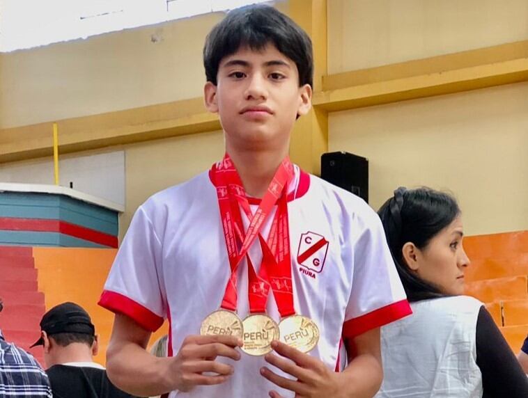 Con 3 medallas de oro y 1 de plata en II Abierto que se realizó en Huaraz.
