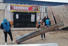 Retiran estructuras que invadían la vía pública en el mercado de Piura