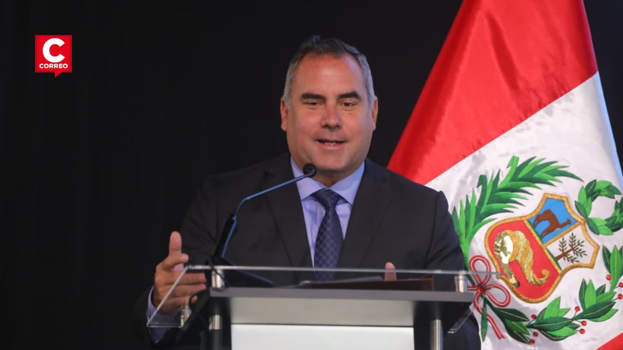 El candidato de Libertad Popular centró su exposición en promover inversiones, destrabar proyectos y generar condiciones para el crecimiento económico. (Foto: GEC)