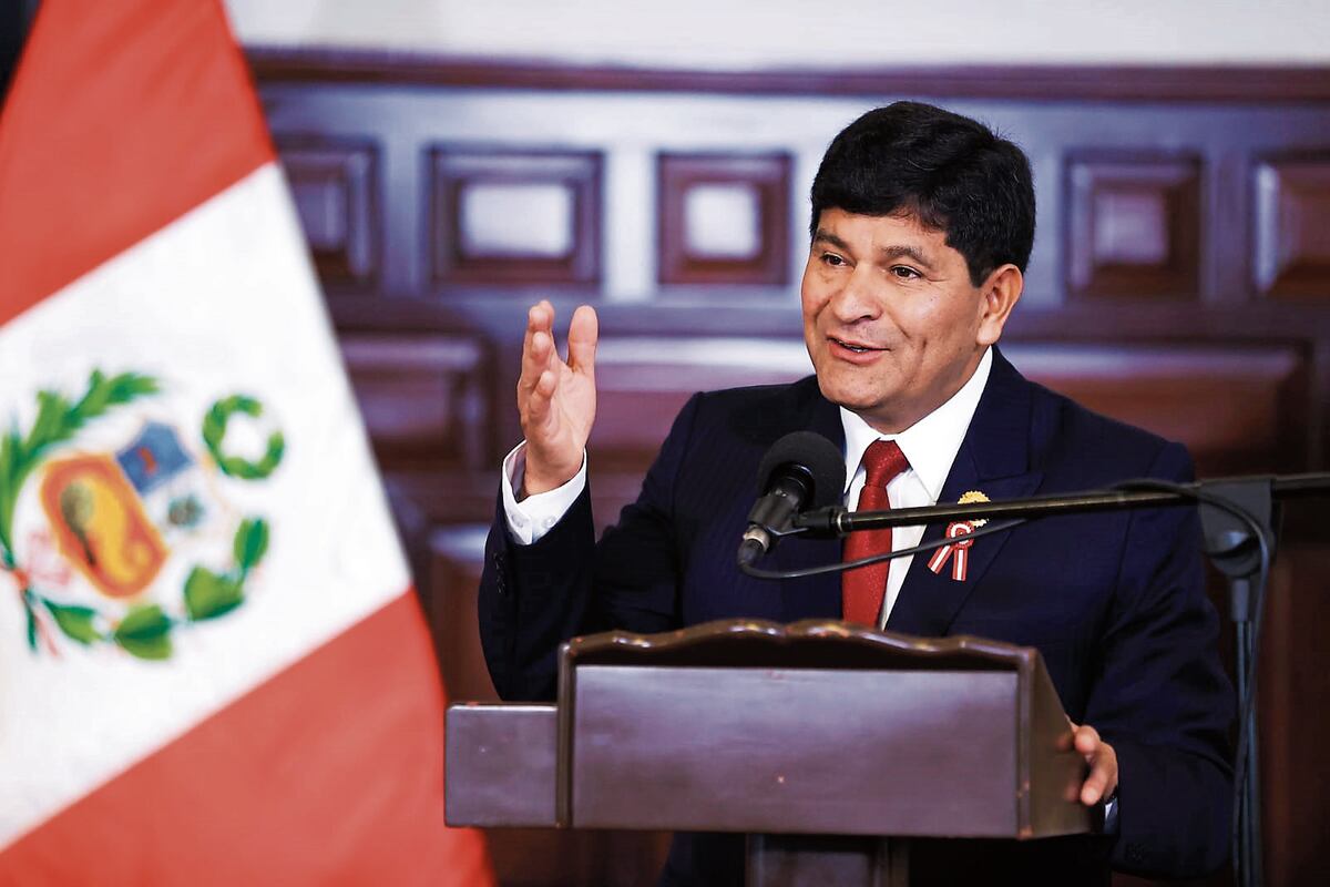 Gobernador Rohel Sánchez fue consultado sobre Tía María. (Foto: Difusión)