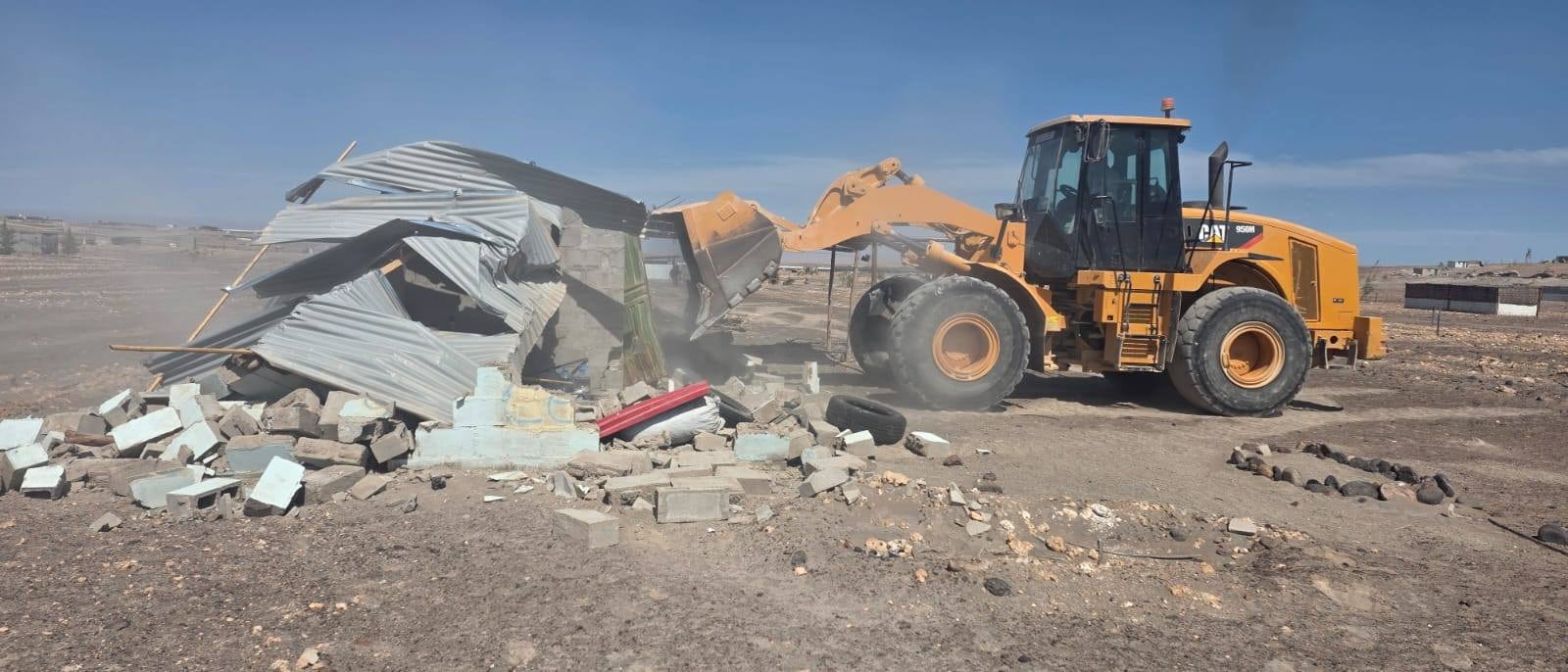 Procuraduría de Arequipa recupera más de 100 hectáreas tras desalojo en centro poblado, distrito de Majes. Foto: Difusión.