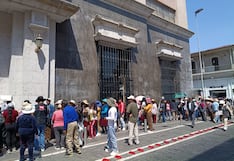 Desesperación en Reniec Arequipa: 6 horas en cola para recojo de DNI