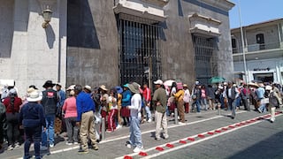 Desesperación en Reniec Arequipa: 6 horas en cola para recojo de DNI