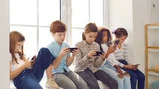 El 65% de madres duda de sus métodos de crianza tras ver contenidos en redes sociales