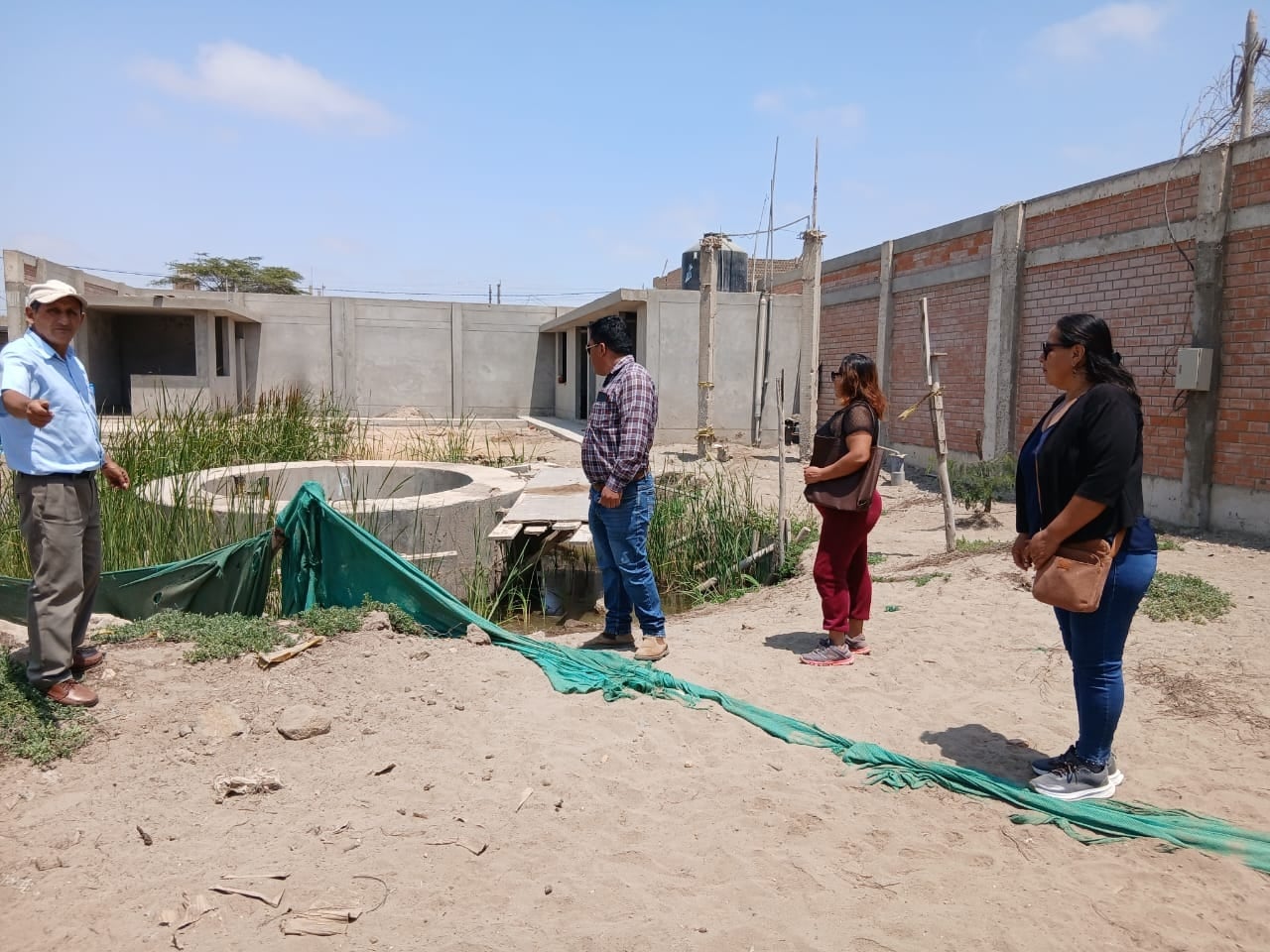 Vecinos siguen afectados por obra paralizada.