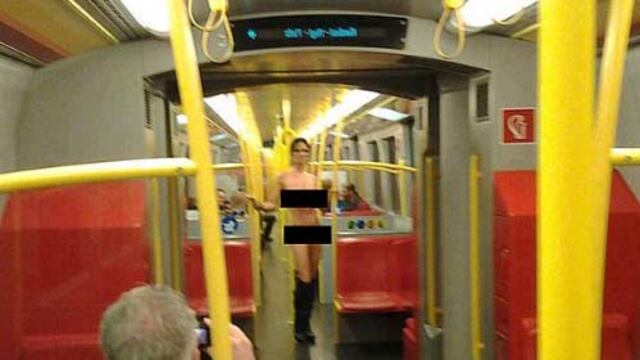 Austria: Mujer sube al metro totalmente desnuda