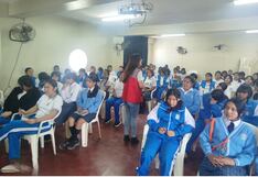 Más de 200 escolares reciben orientación vocacional en Ica para construir su futuro académico y laboral