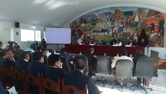 Regidores debaten vacancia de alcalde de Arequipa. (Foto: GEC)