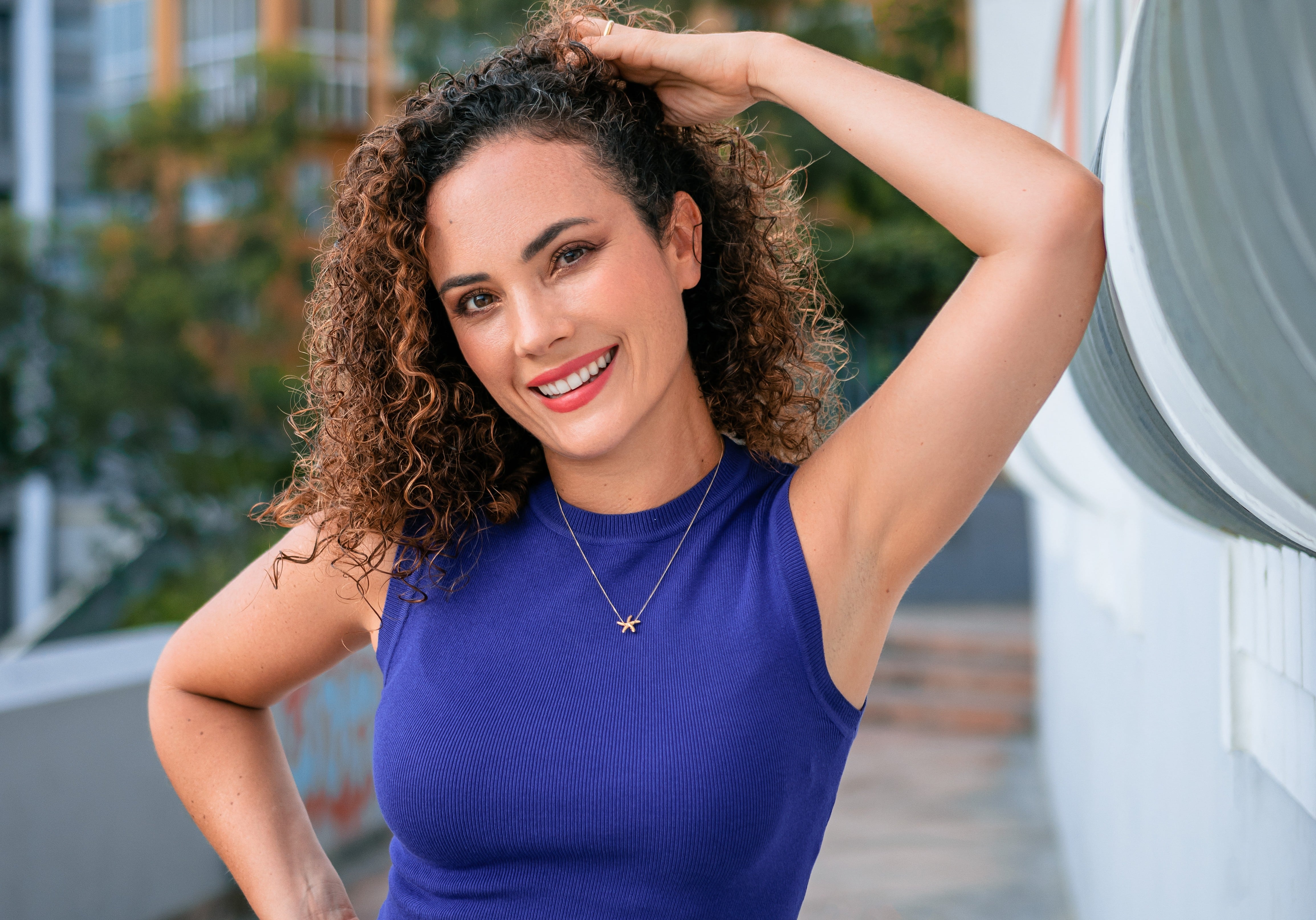 Se inició la temporada teatral del Teatro Marsano de Miraflores con la exitosa comedia de enredos “La Suite”, protagonizada por Connie Chaparro, Sergio Galliani, Miguel Iza y Lilian Schiappa. Ellos son los responsables de provocar las risas constantes en este divertido vaudeville que promete ser el éxito del verano 2026.