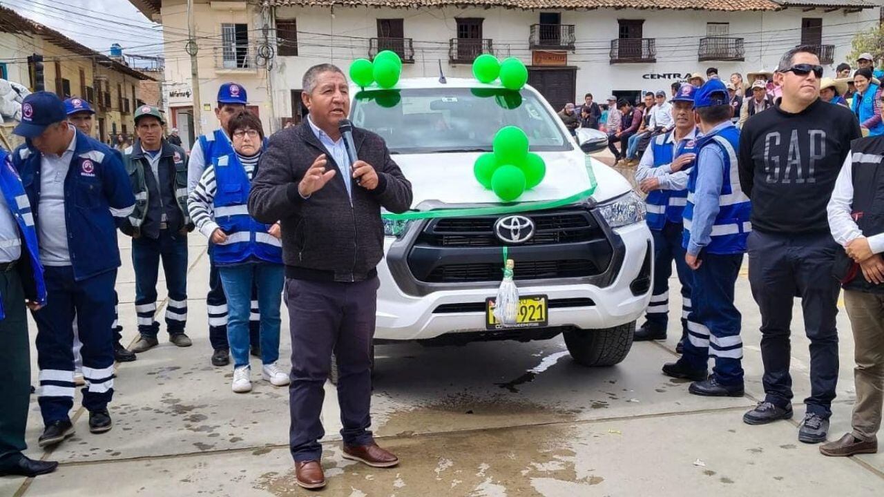 Moderno vehículo estará destinado al Servicio de Gestión Ambiental de Sánchez Carrión.