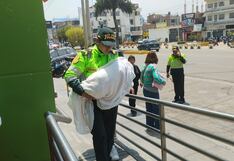 Amor a primera vista, policía amamanta y acoge a bebé que no tenía alimento en Huancayo