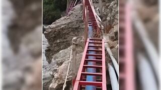 Incremento del caudal en río Majes destrozó líneas de conducción de agua potable y un puente aéreo en Querulpa (VIDEO)