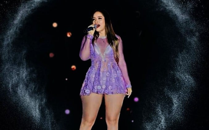 "Mi corazón está llorándote" esta vez en la dulce voz de Kiara Lozano.