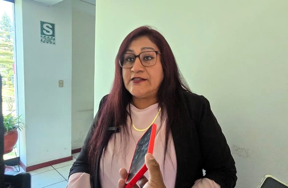 Regidora Rocío Mango informó sobre el rechazo al viaje del alcalde provisional de Arequipa, Rolando Bedregal, y a cuatro concejales a Marruecos. (Foto: Omar Cruz/@photo.gec)