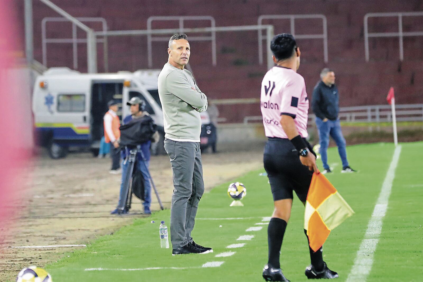 Walter Ribonetto, dt de Melgar, replantea trabajo. Foto: GEC.